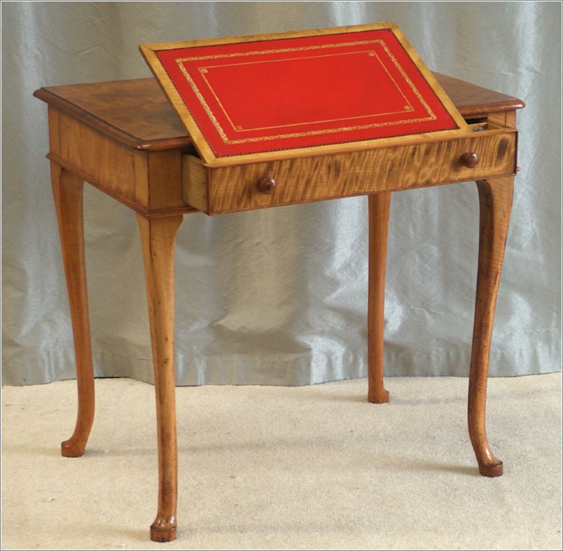 3043 Small Antique Georgian Writing Table in Satin Birch
